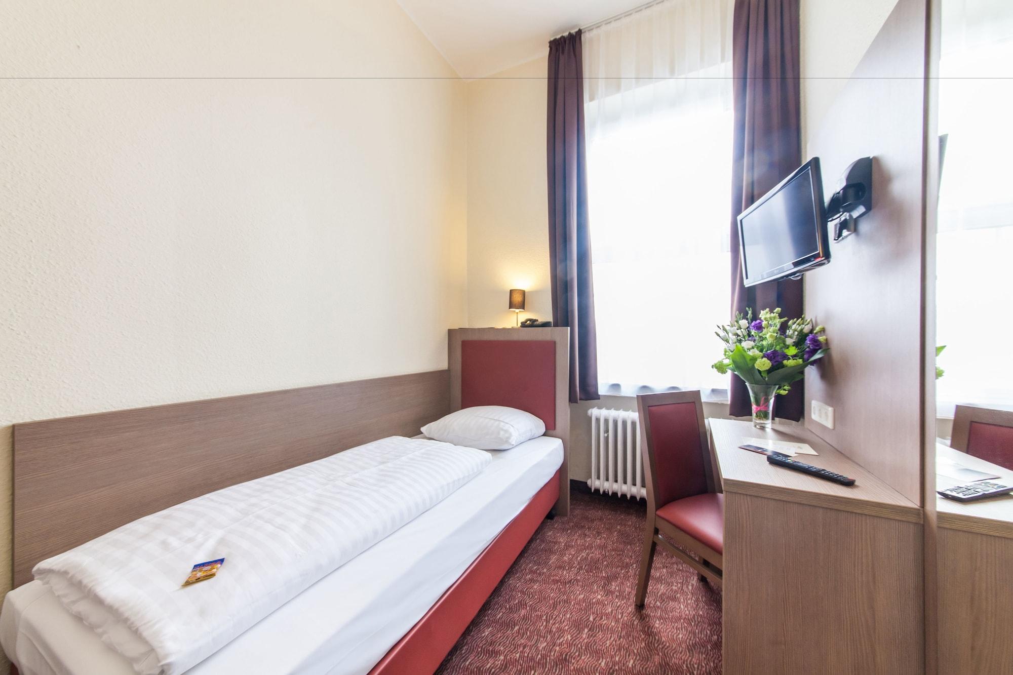 Hotel Maxim Duesseldorf City Dış mekan fotoğraf