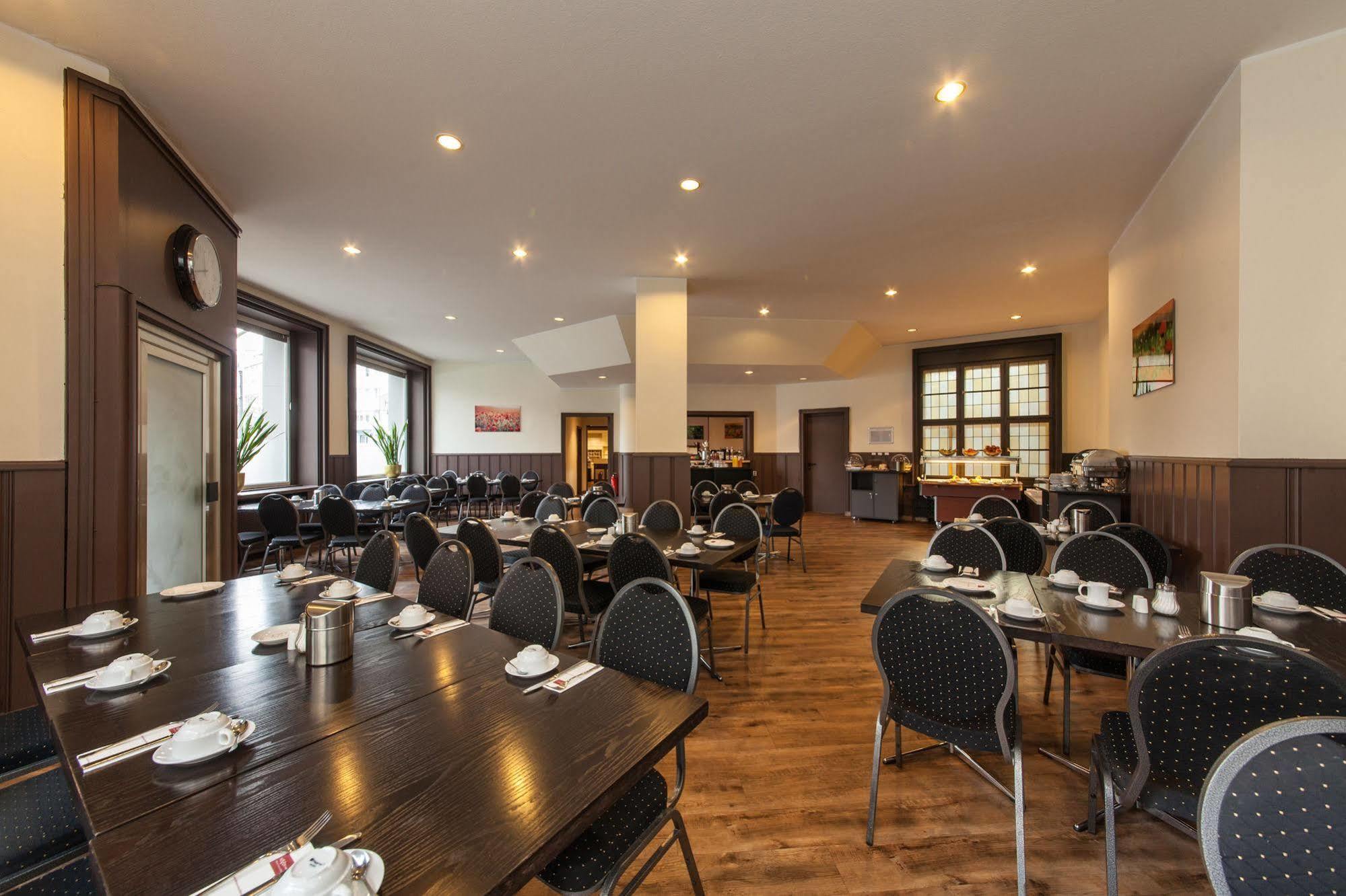 Hotel Maxim Duesseldorf City Dış mekan fotoğraf