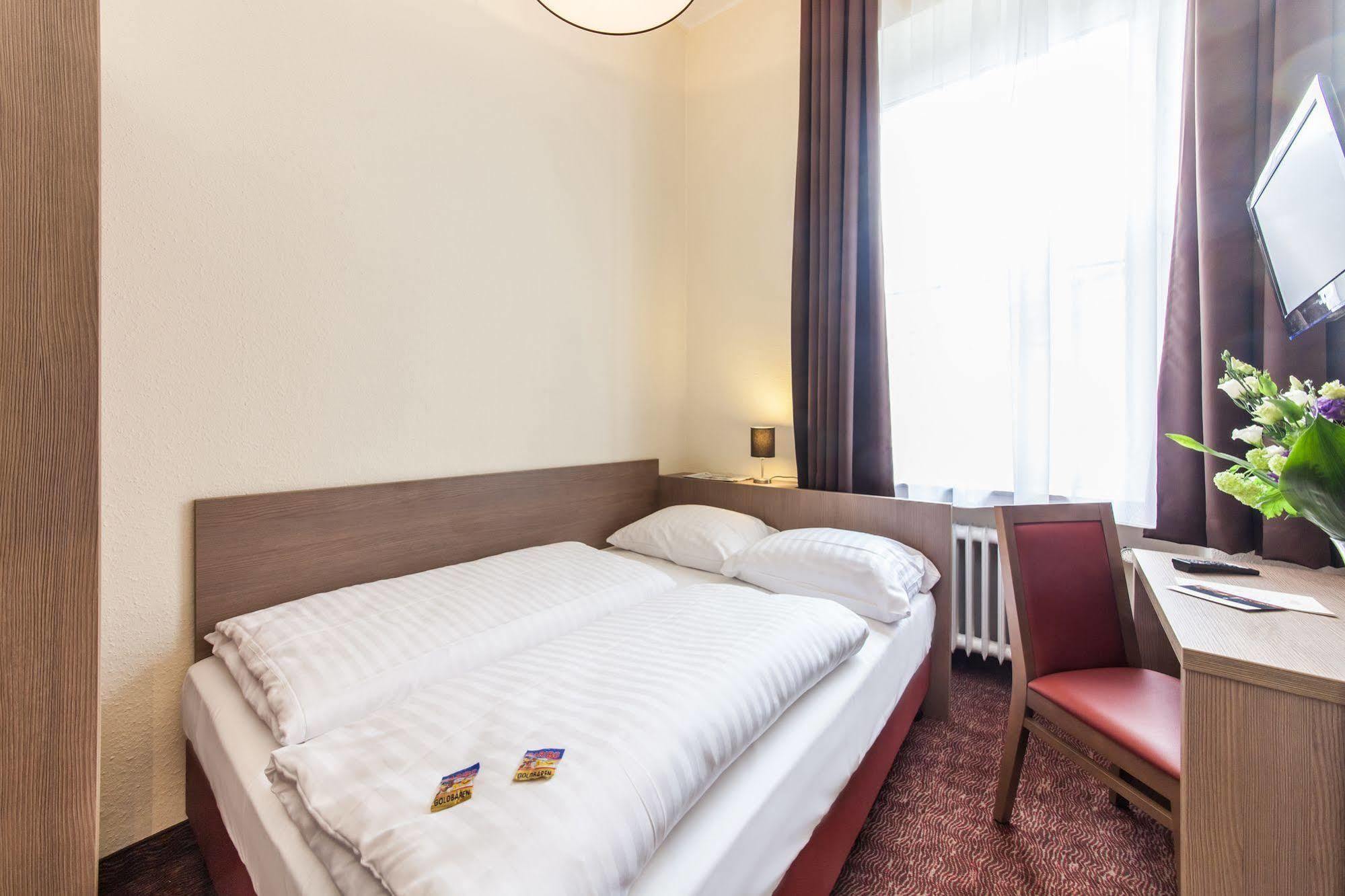Hotel Maxim Duesseldorf City Dış mekan fotoğraf
